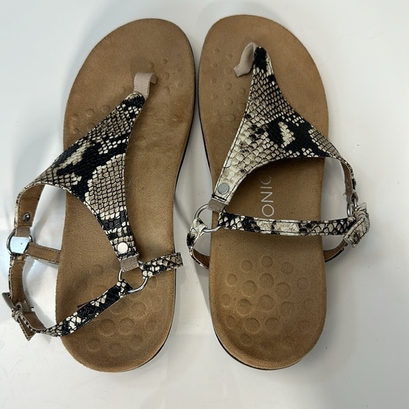 Vionic Kirra Natural Snake Thong Sandal Size 9 - Picture 8 of 15